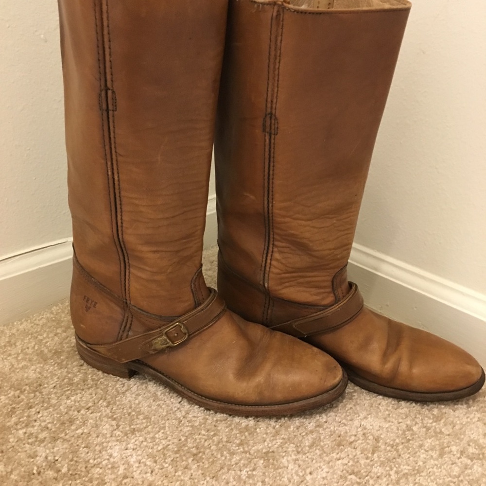 Women’s Frye boots